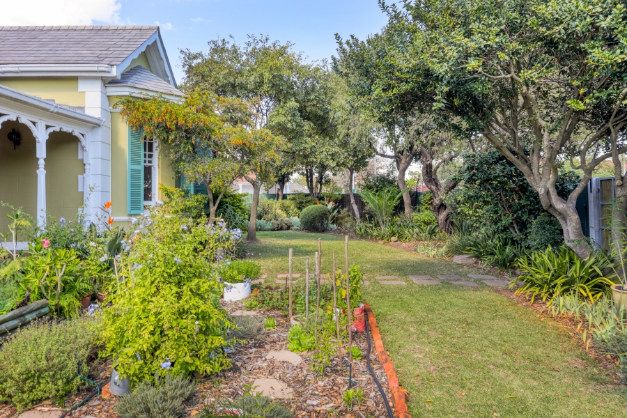 4 Bedroom Property for Sale in Mowbray Western Cape
